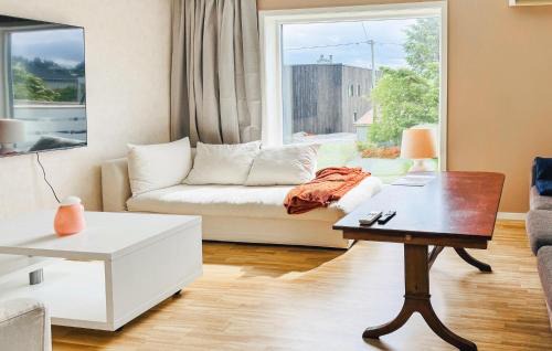 Sandoy House | Awesome Home In Harøya
