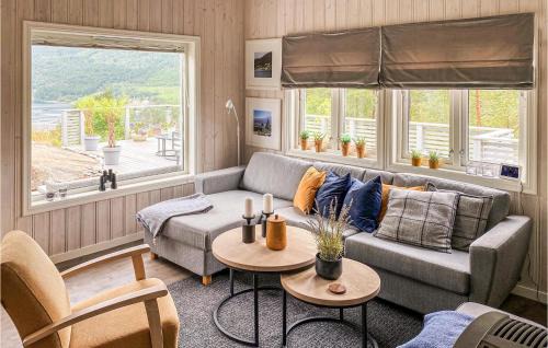 Suldal House | Awesome Home In Hebnes With House Sea View
