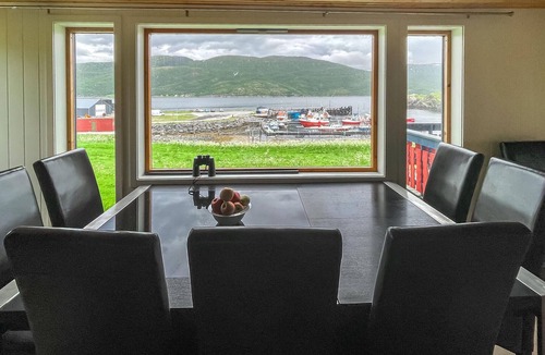 Alta House | Awesome home in Kongshus with sauna