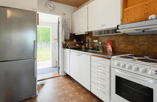 Kungsater House | Awesome Home In Kungsäter With Lake View