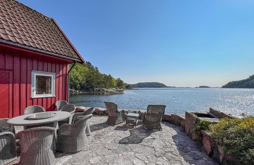 Lindesnes House | Awesome home in Lindesnes with WiFi