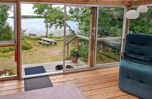 Linneryd House | Awesome home in Linneryd with lake view
