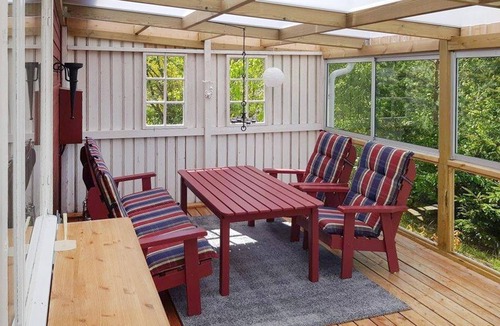 Linneryd House | Awesome home in Linneryd with lake view