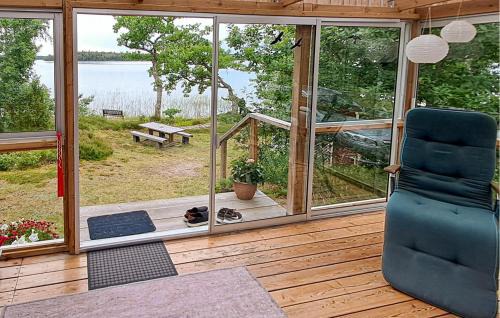 Linneryd House | Awesome Home In Linneryd With Lake View