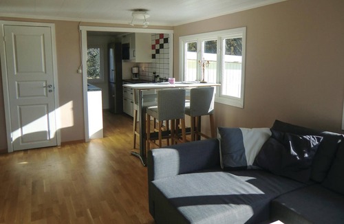 Hagaby House | Awesome home in Löttorp with house sea view