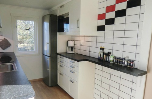 Hagaby House | Awesome home in Löttorp with house sea view