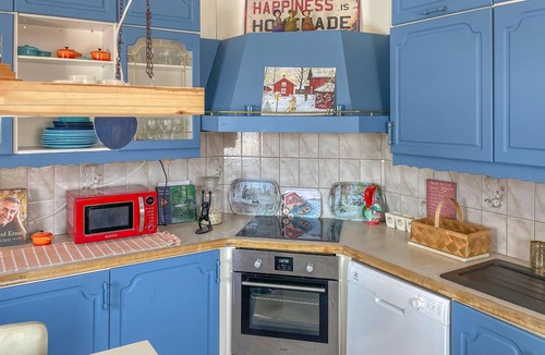 Lunde House | Awesome home in Lunde