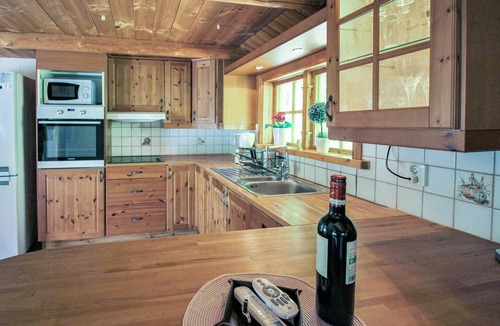 Munka-Ljungby House | Awesome home in Munka-Ljungby with sauna