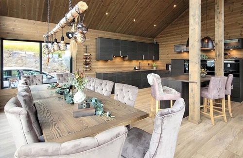Kvam House | Awesome home in Norheimsund with sauna
