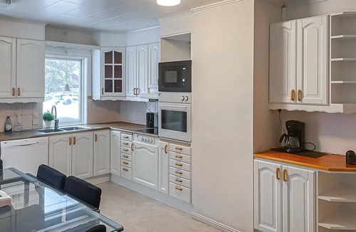 Norrfors House | Awesome home in Norrfors with sauna