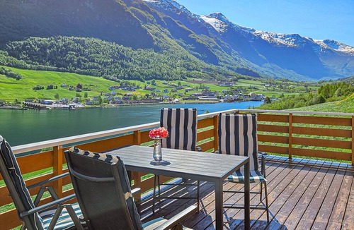 Stryn House | Awesome home in Olden with house sea view