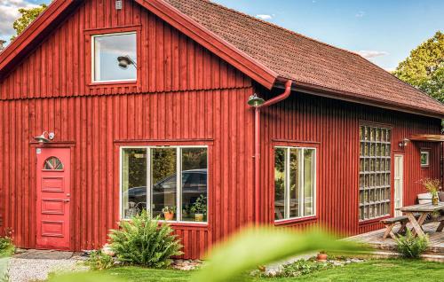 Onsala House | Awesome Home In Onsala With Kitchen