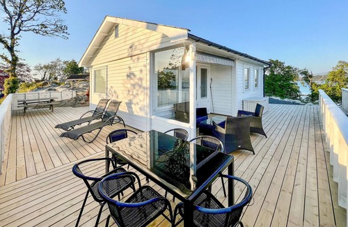 Rennesoy House | Awesome home in Rennesøy with house sea view