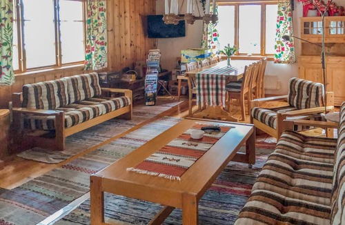 Horrmunden House | Awesome home in Sörsjön with lake view