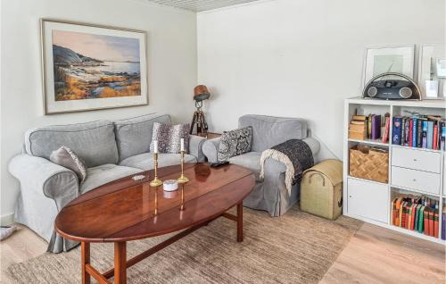 Henan House | Awesome Home In Svineviken