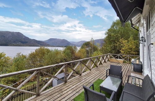 Vaksdal Municipality House | Awesome home in Vaksdal with house sea view