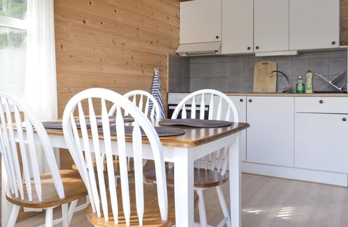 Vallavik House | Awesome home in Vallavik with WiFi