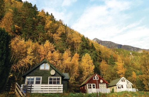 Vallavik House | Awesome home in Vallavik with WiFi