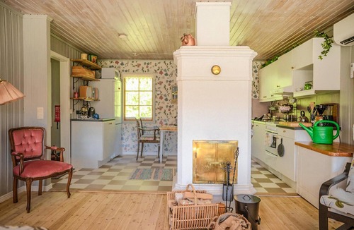 Vindeln House | Awesome home in Vindeln with WiFi