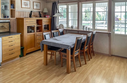 Flattinge House | Awesome home in Vittaryd with WiFi