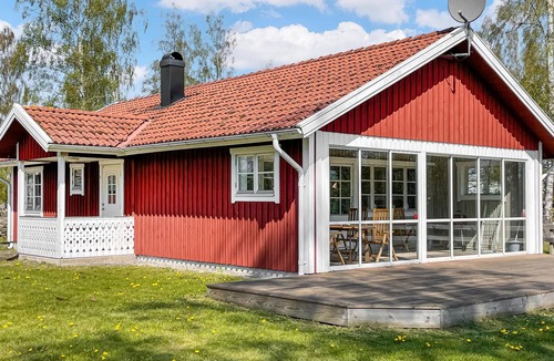 Flattinge House | Awesome home in Vittaryd with WiFi