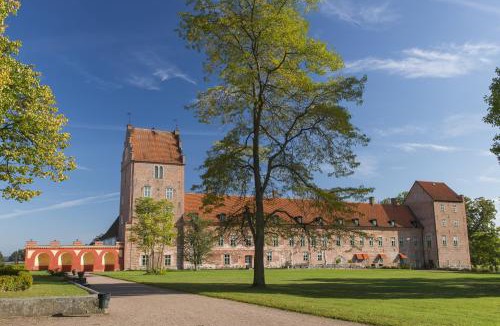Fjalkinge Hotel | Bäckaskog Slott