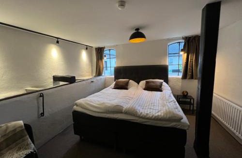 Ystad House | Backadal Gård BnB