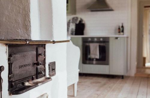 Lillykyrka House | Bagarstugan på Grindtorp