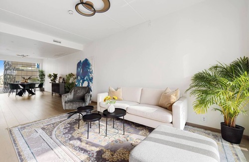 Gamle Oslo Apartment | Barcode luxurious apartment, prime location