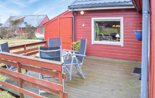 Austrheim House | Beach Front Home In Fonnes With Wifi