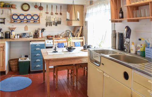 Austrheim House | Beach Front Home In Fonnes With Wifi