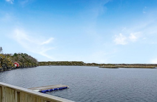 Smøla House | Beach front home in Smøla with kitchen