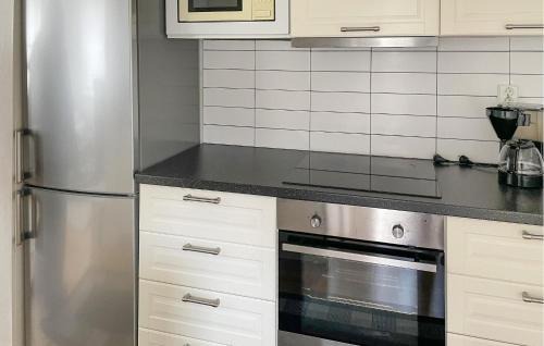 Lappe House | Beach Front Home In Vingåker With Lake View