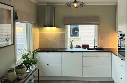 Bamble House | Beach house with sea views at Brevikstrand