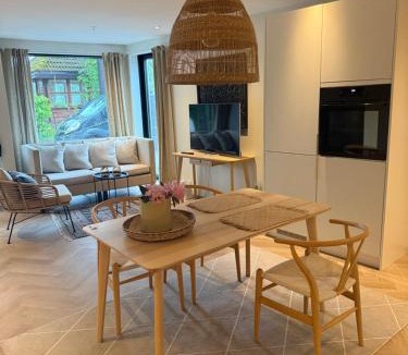 Nesøya Apartment | Beachfront apartment with private swimming dock