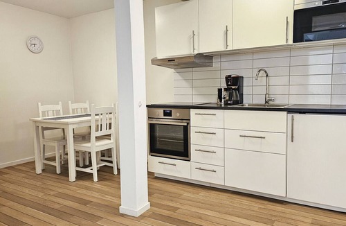 Ellos Apartment | Beachfront Apartments in Ellös | SE09186