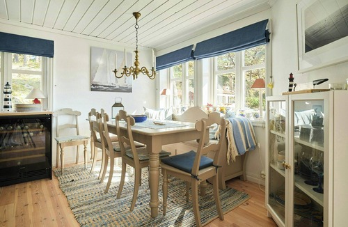 Hvaler House | Beachfront gem with outdoor kitchen in Hvaler