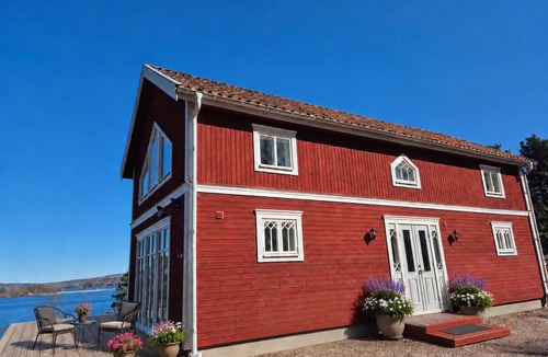 Leksand Municipality House | Beautiful 3-bedroom house on lake near Leksand for a peaceful stay in nature