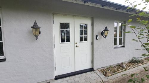 Olofstrom Villa | Beautiful and cosy house near the lake