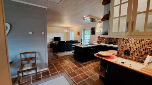 Olofstrom Villa | Beautiful and cosy house near the lake