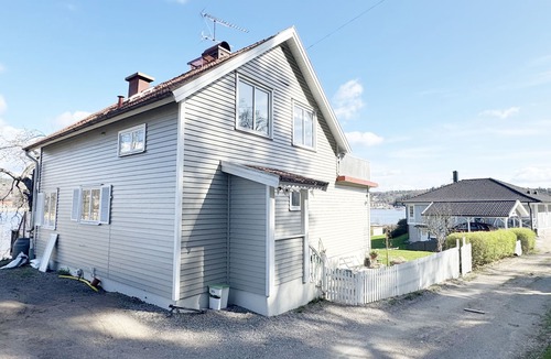 Ljungskile Ski Chalet | Beautiful archipelago villa outside Ljungskile | SE09056