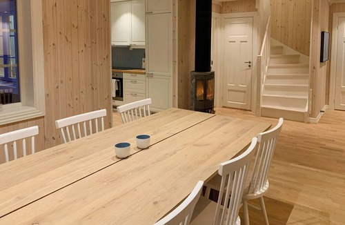 Lofoten Islands House | Beautiful cabin embraced by rich wildlife