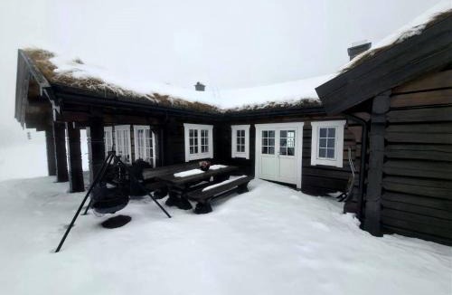 Trysil House | Beautiful classic cabin with sauna and hot tub