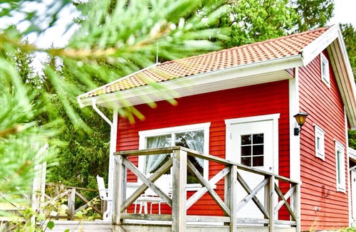 Granna House | Beautiful cottage on a lakeside plot by Lake Bunn outside Gränna | SE05077