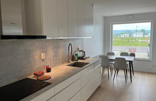 Skummesloevsstrand House | Beautiful Double Room near Båstad Homestay