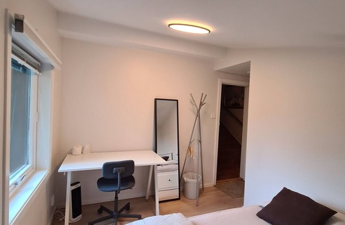 Skedsmo House | Beautiful Double Bed in DT Serene Villa near Oslo | Lillestrøm K5