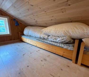 Samnanger House | Beautiful Fjord Cabin near Bergen with Boat and Private Garden