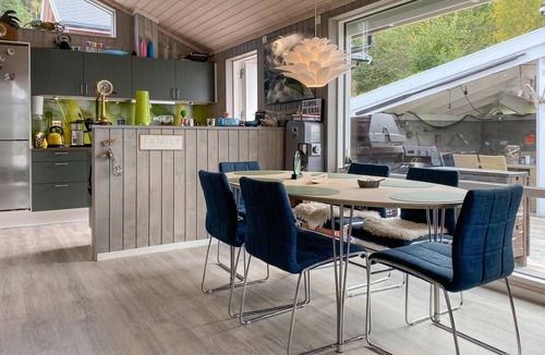 Eidsvag House | Beautiful home in Eidsvåg i Romsdal