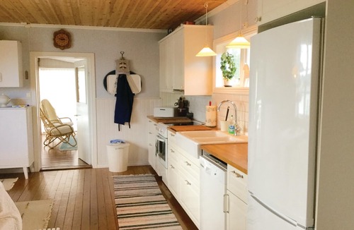Arjang House | Beautiful home in årjäng with house sea view