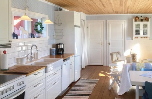 Arjang House | Beautiful home in årjäng with house sea view